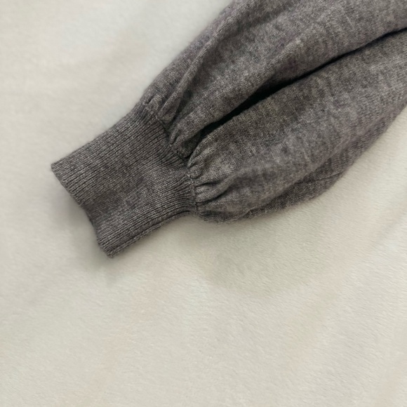 Size Small Line + Dot Grey V-Neck Sweater - Picture 3 of 5